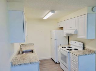 3940 SW Plum St #2, Portland, OR