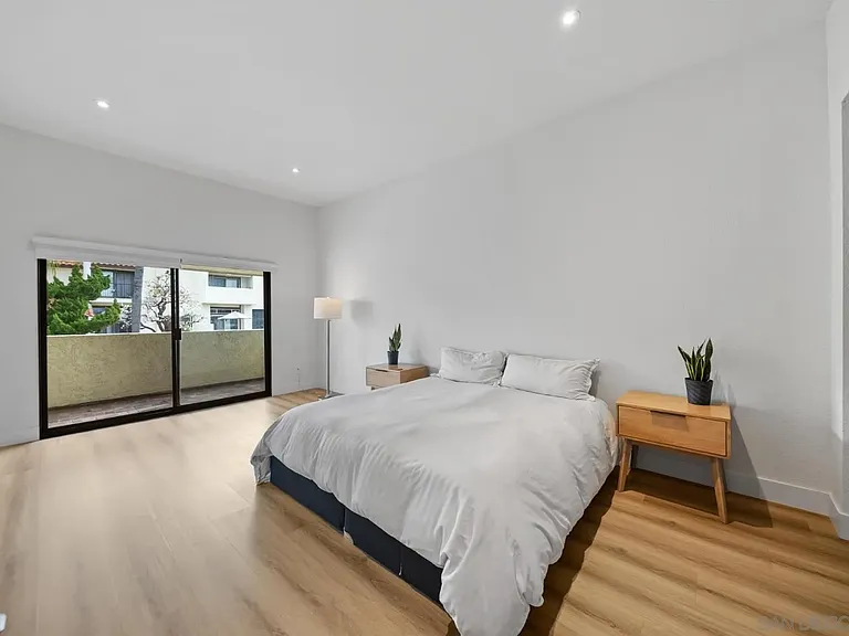 7410 Caminito Carlotta — Photo 17