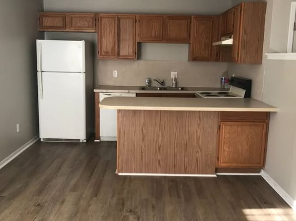115 E Hefferman St #202