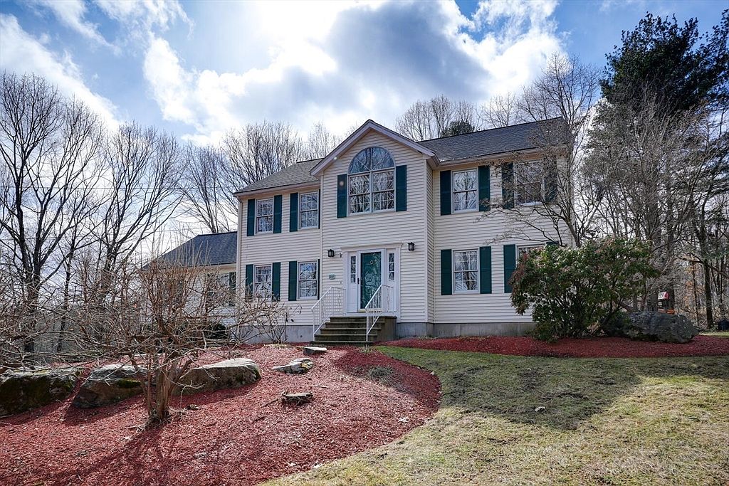 281 Green St, Northborough, MA 01532 Zillow