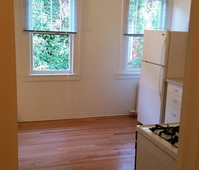 965 N Washington St #4 — Photo 4
