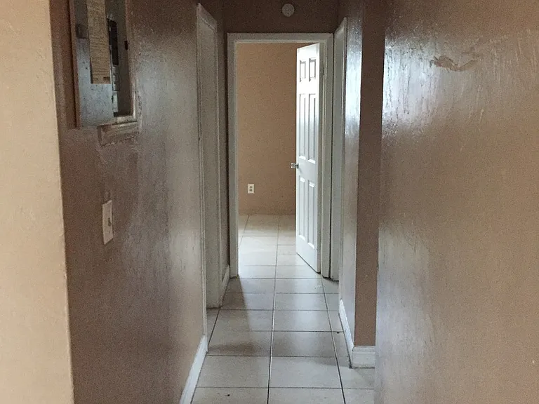 3025 NW 8th Rd — Photo 5