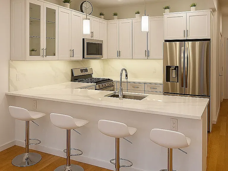 101 Dupont St #2 — Photo 3