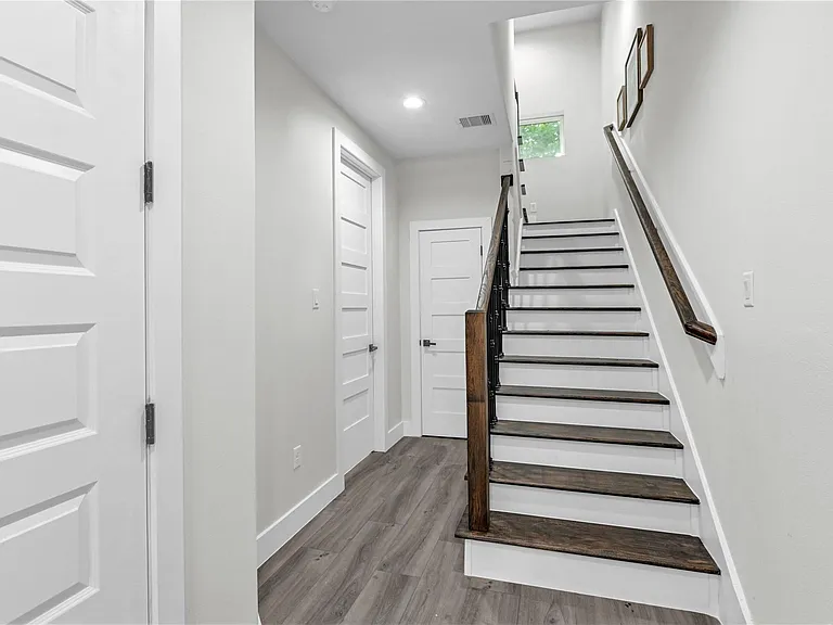 710 Link Rd #D — Photo 8