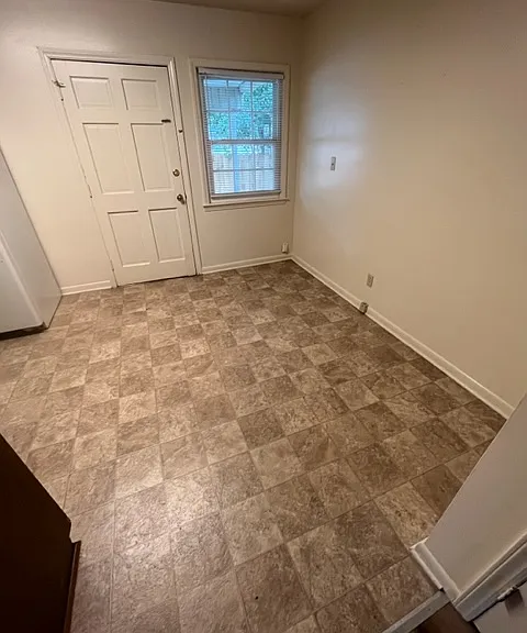 105 Dehart Dr #10 — Photo 4