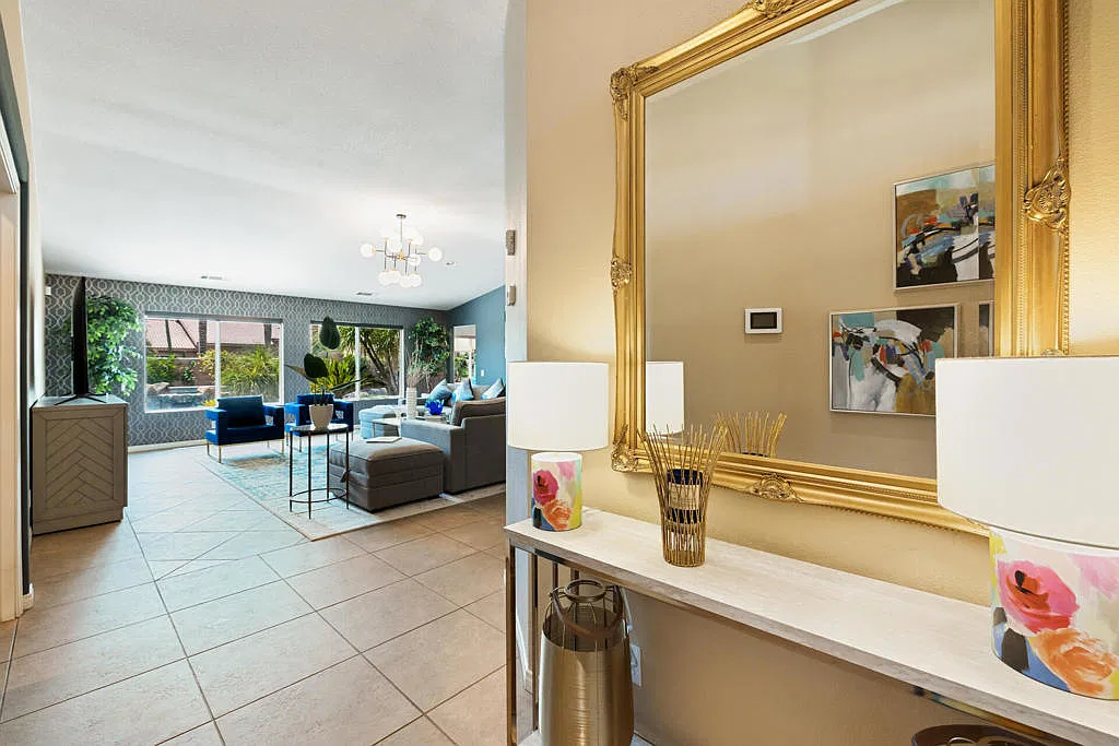 4 bed, 2.5 bath, 2652 sqft, $3,700 — Photo 3