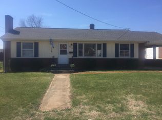 5316 Hearthstone Rd, Roanoke, VA 24012