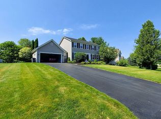 244 Longhouse Ln, Slingerlands, NY 12159
