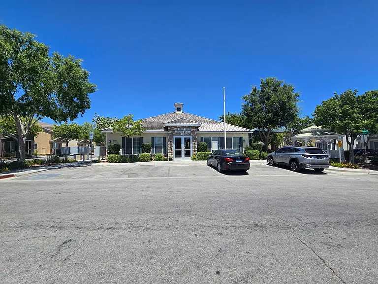 8295 Golden Flowers St — Photo 30