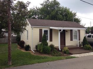 736 Turner Ln, Franklin, OH 45005
