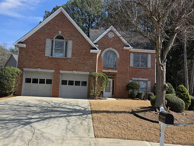 100 Silver Water Ct — Photo 2