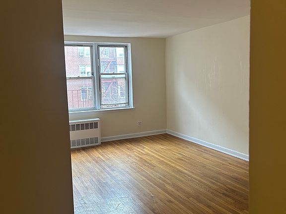 3rd image of 4124 50th St APT 2A