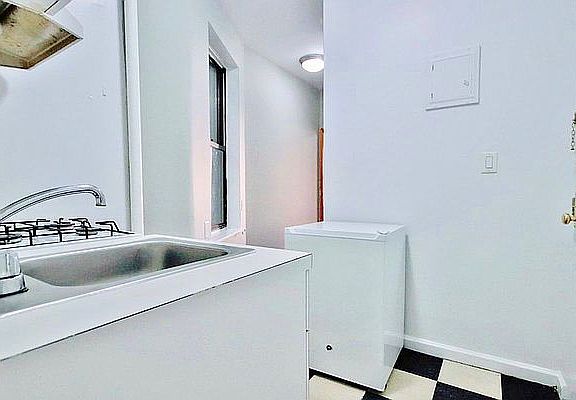3rd image of 33 E 7th St #1C