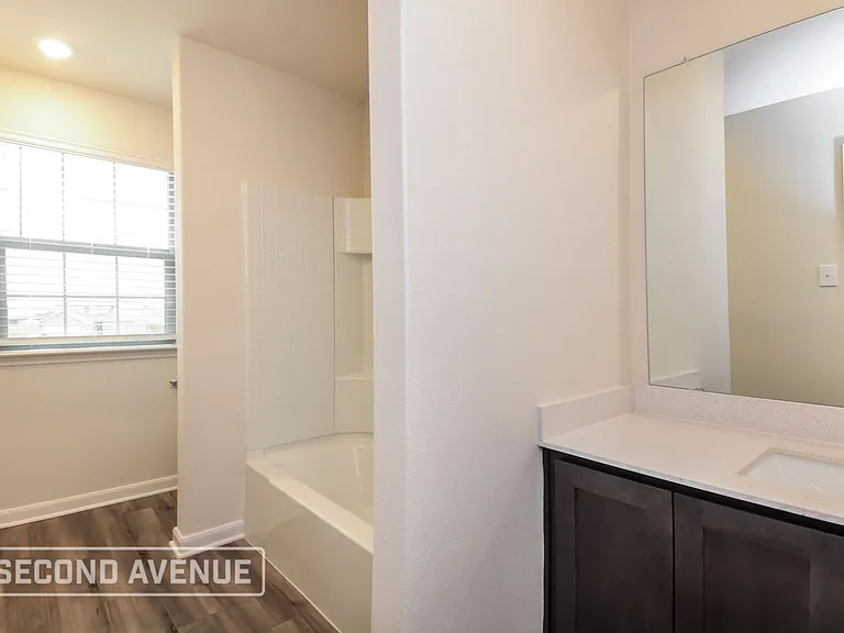 841 Serena Dr — Photo 16