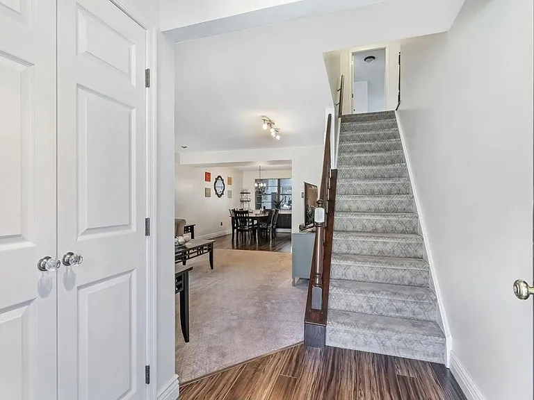 233 Shady Ln — Photo 4