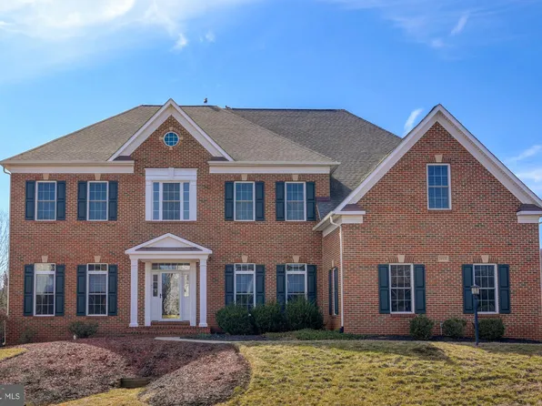 16013 Garriland Dr, Leesburg, VA 20176