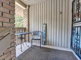 863 Creekside Dr #307, Memphis, TN 38117