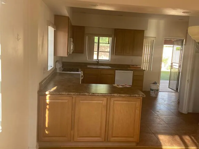 428 N Treat Ave — Photo 20