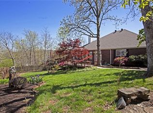 2216 E Meandering Way, Fayetteville, AR 72701