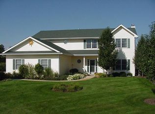 12084 247th Ave, Trevor, WI 53179