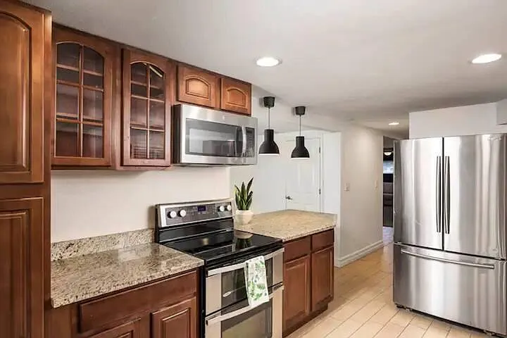 W 62nd Pl — Photo 5