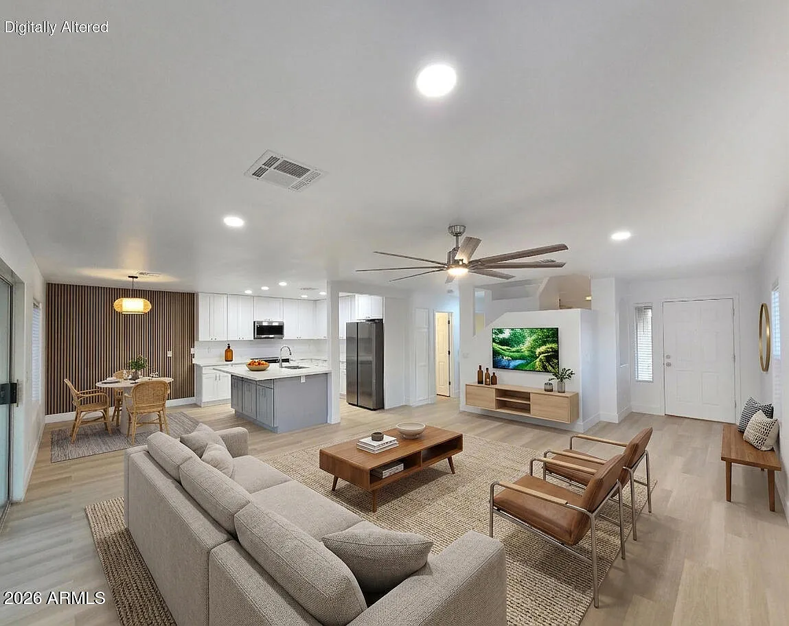 4 bed, 3.0 bath, 2267 sqft, $2,625 — Photo 4