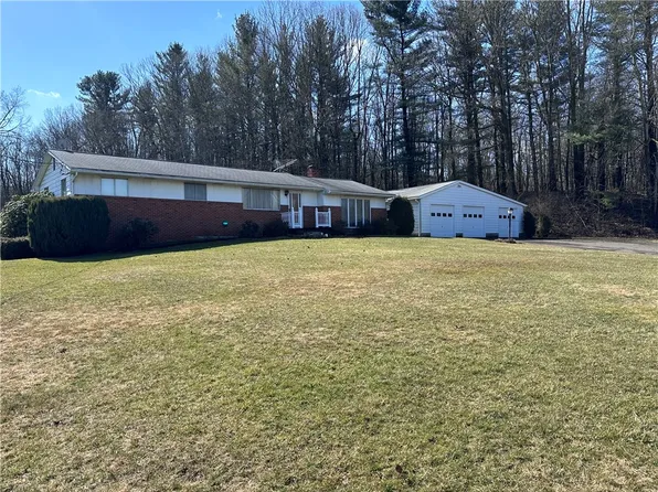 978 Pollock Store Rd, Volant, PA 16156