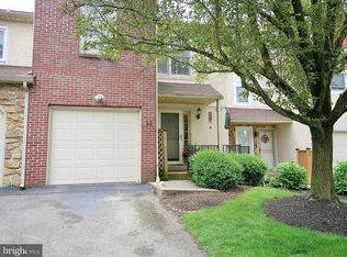 32 White Pine Ct, Lafayette Hill, PA