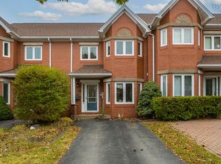 34 Trailwood Pl, Halifax, NS B3M 3Y1