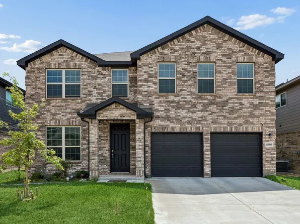 8000 Gangway Dr, Fort Worth, TX 76179