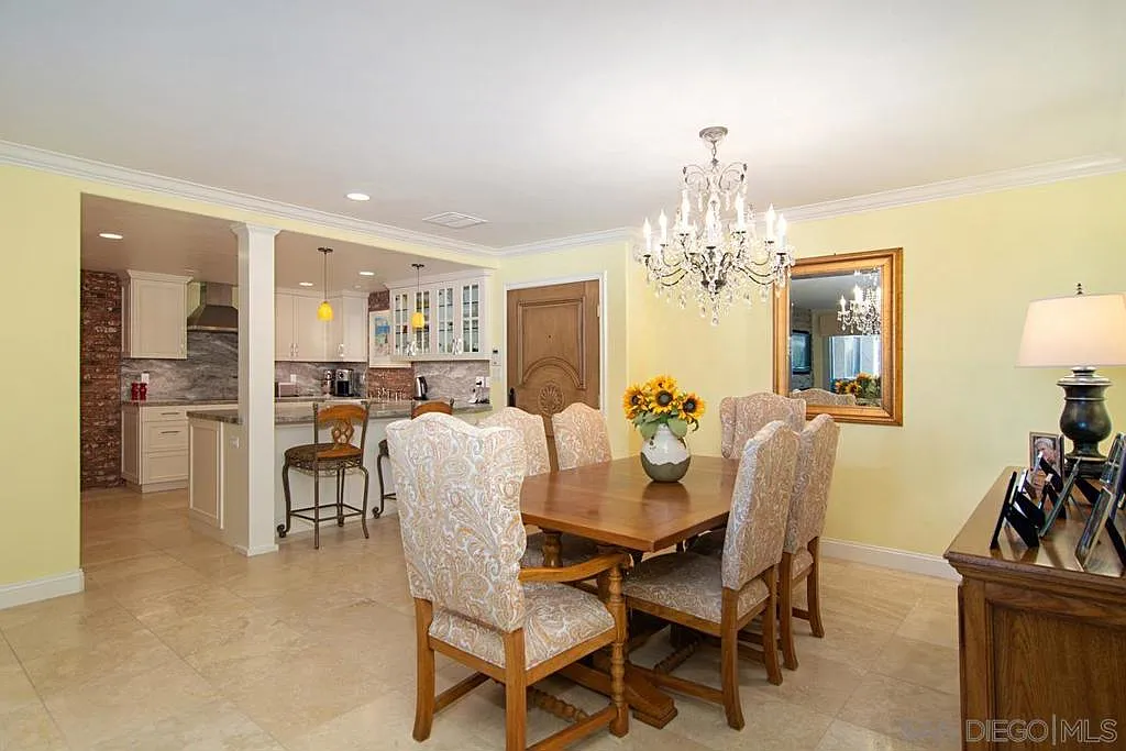 2 bed, 1250 sqft, $4,650 — Photo 3