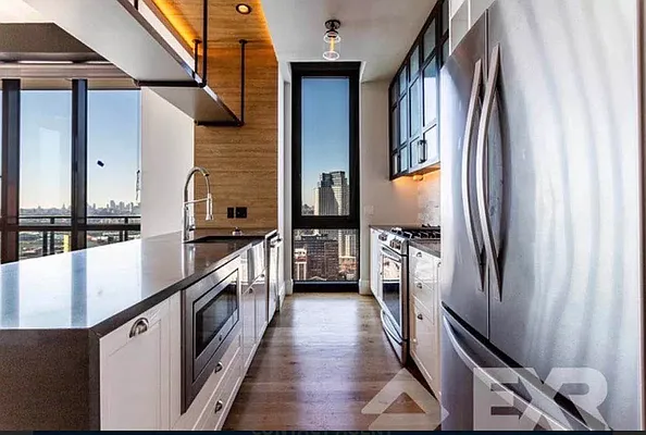 Rented by The KCI Group | media 127