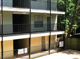 901 E 40th St APT 104, Austin, TX 78751