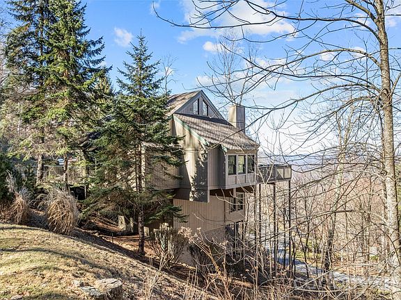 3rd image of 71 Ivy Ridge Rd