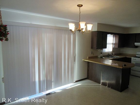 3rd image of 3518 La Mancha Dr