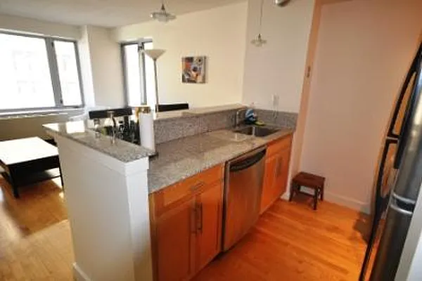 Rented by Corcoran | media 23