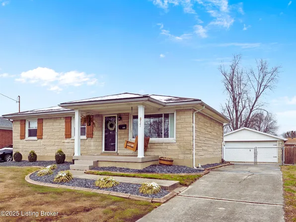 2421 McGee Dr, Louisville, KY 40216