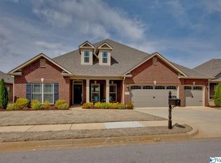 125 Walnut Cove Blvd SW, Huntsville, AL 35824