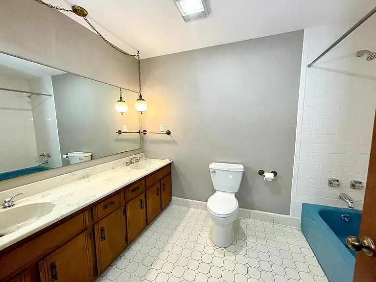 205 Browning Pl — Photo 16