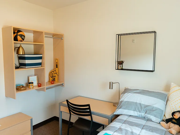 325 Campus Dr #104 — Photo 11