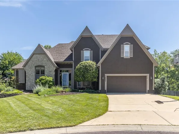 12801 Stearns St, Overland Park, KS 66213