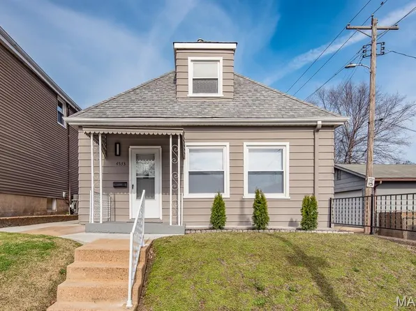 4533 Ray Ave, Saint Louis, MO 63116