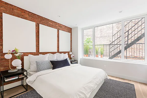 Sold by Compass | media 6