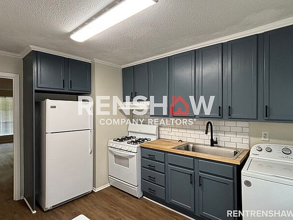 4th image of 2940 Ruskin Rd