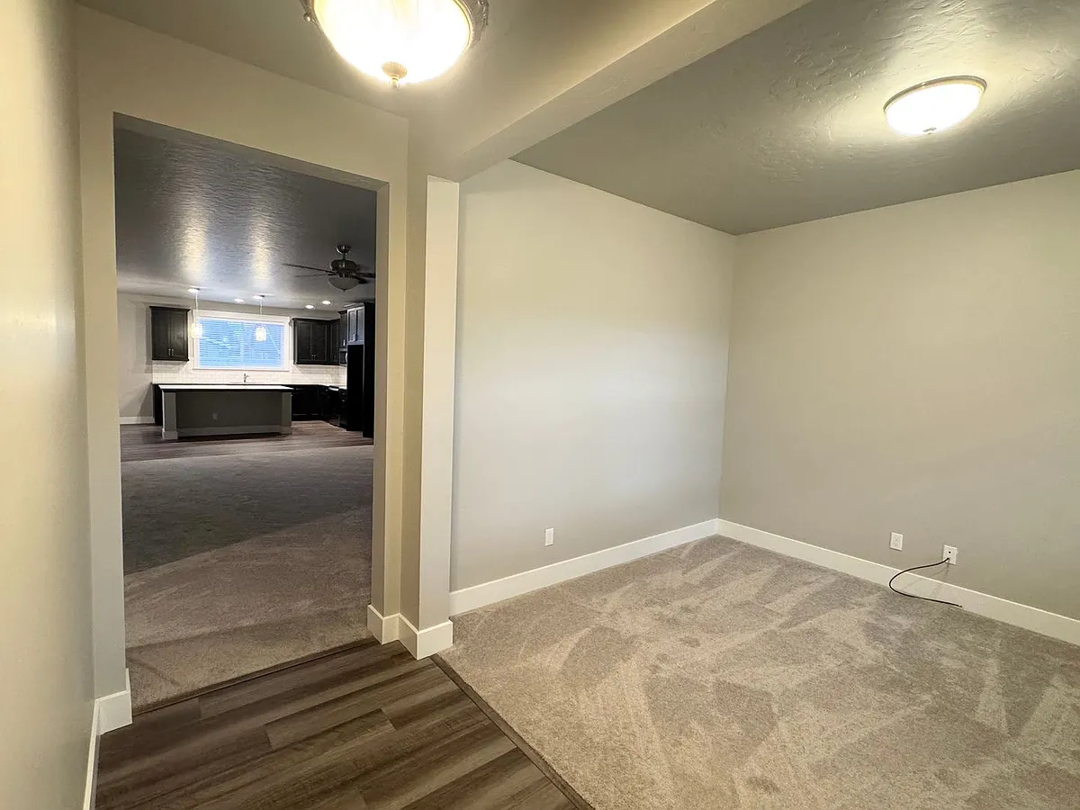 Building Photo - 2087 N Branding Iron Ave