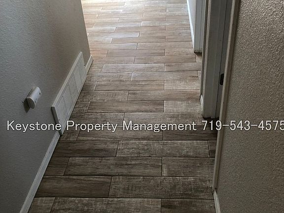 3rd image of 486 W Bellflower Dr #0