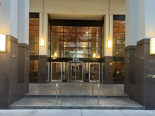 1122 N Clark St APT 3606, Chicago, IL 60610