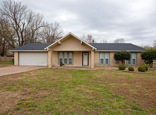 2726 Highland Cir, Rogers, AR 72756
