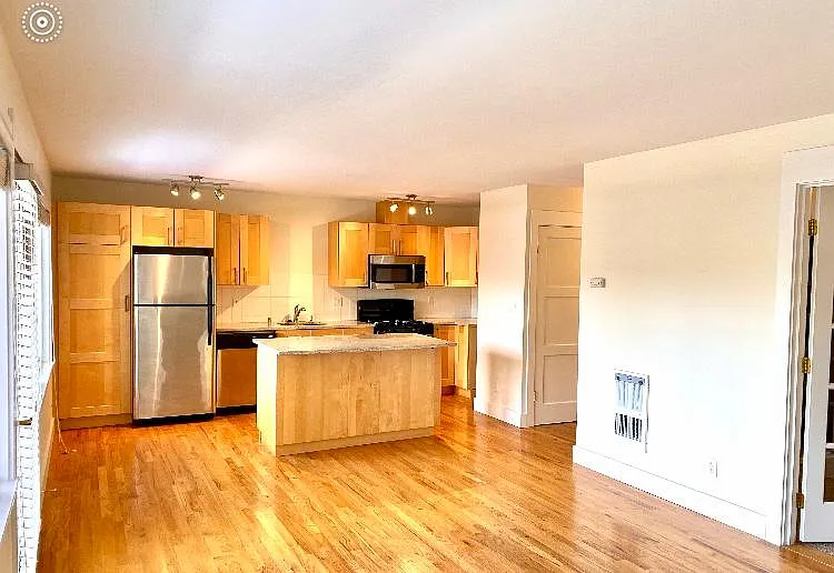 3045 81st Pl SE — Photo 3