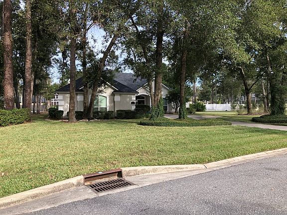4th image of 2465 Stockton Dr